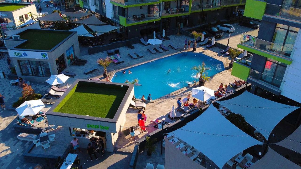 Rebeq Aparthotel Alezzi Beach Năvodari Exterior foto