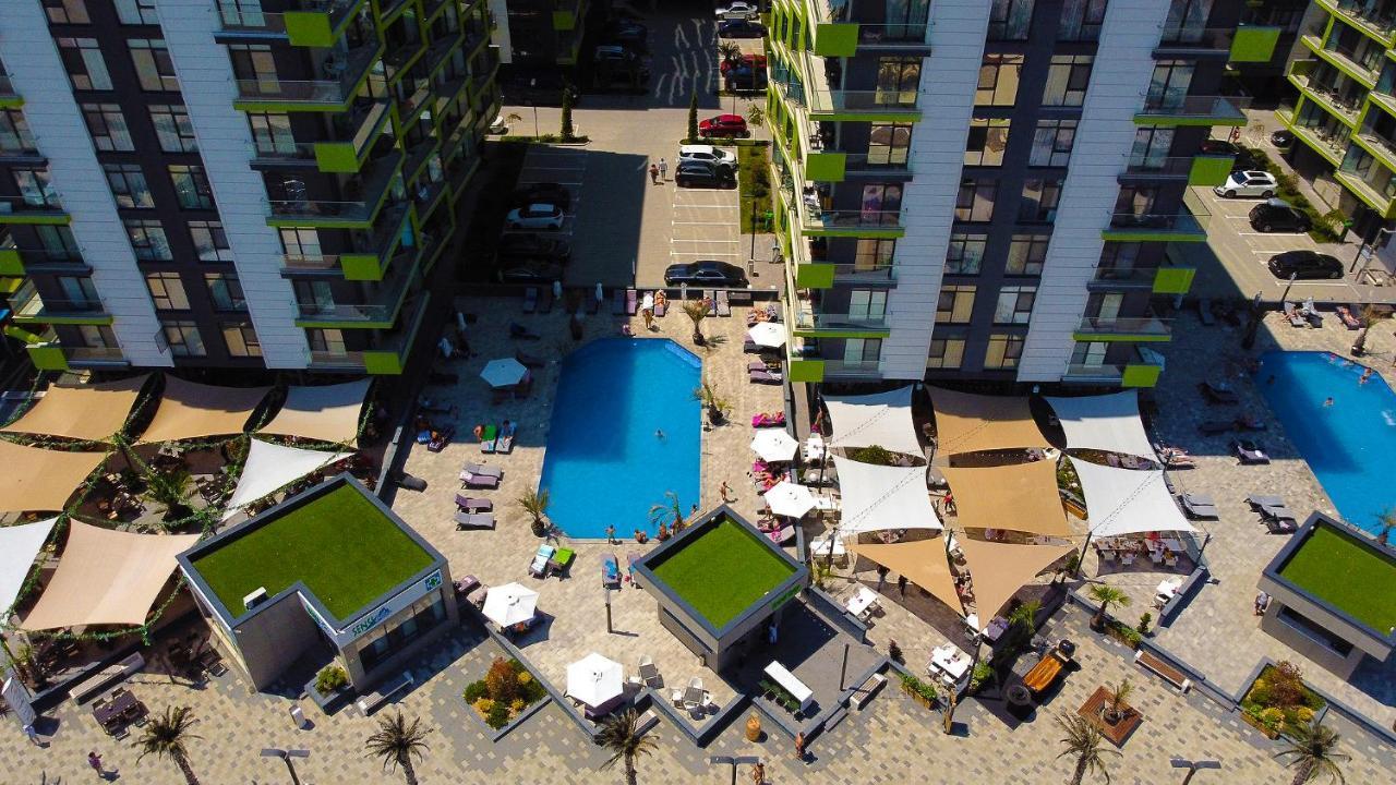 Rebeq Aparthotel Alezzi Beach Năvodari Exterior foto